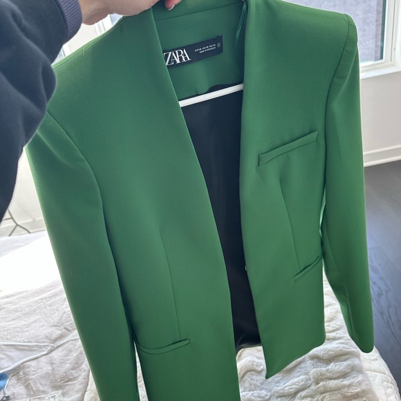 Zara Vibrant Green Women’s Blazer - Picture 2 of 9
